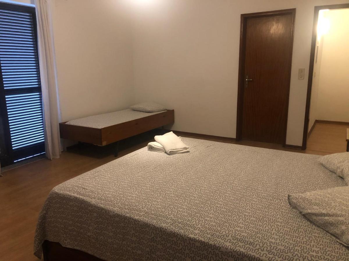 Old Village Hostel 蓬德利马 外观 照片